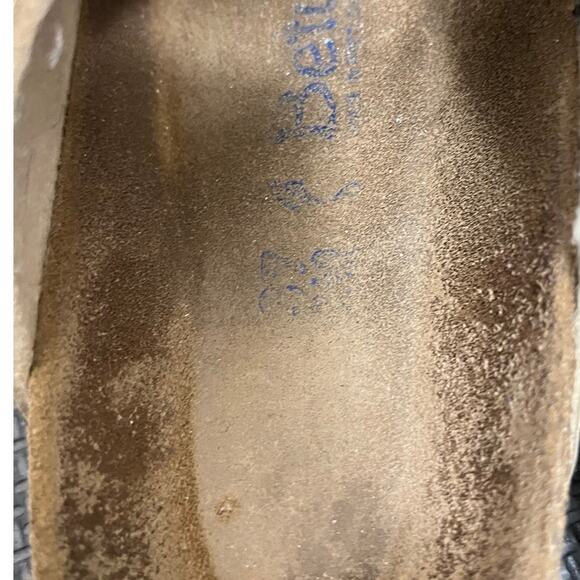 Birkenstock Betula Sandals Gold Three Strap Slides Leather Size 37 US 6 - Picture 5 of 7